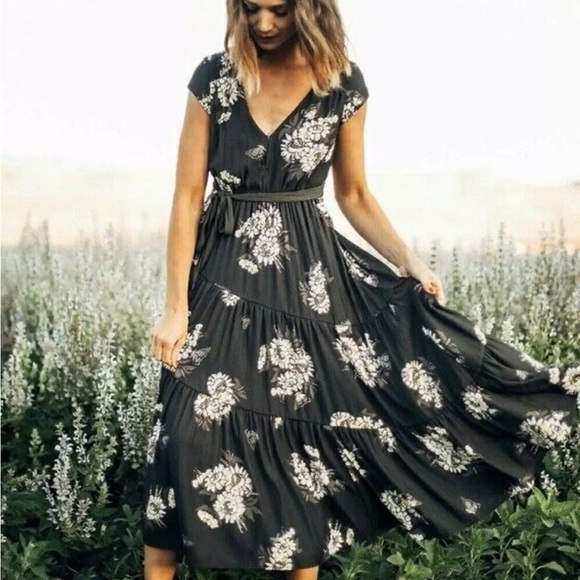 Free People Dresses & Skirts - Beautiful Free People All I Got Flowy Floral Olive Green Maxi Dress Size 4‎